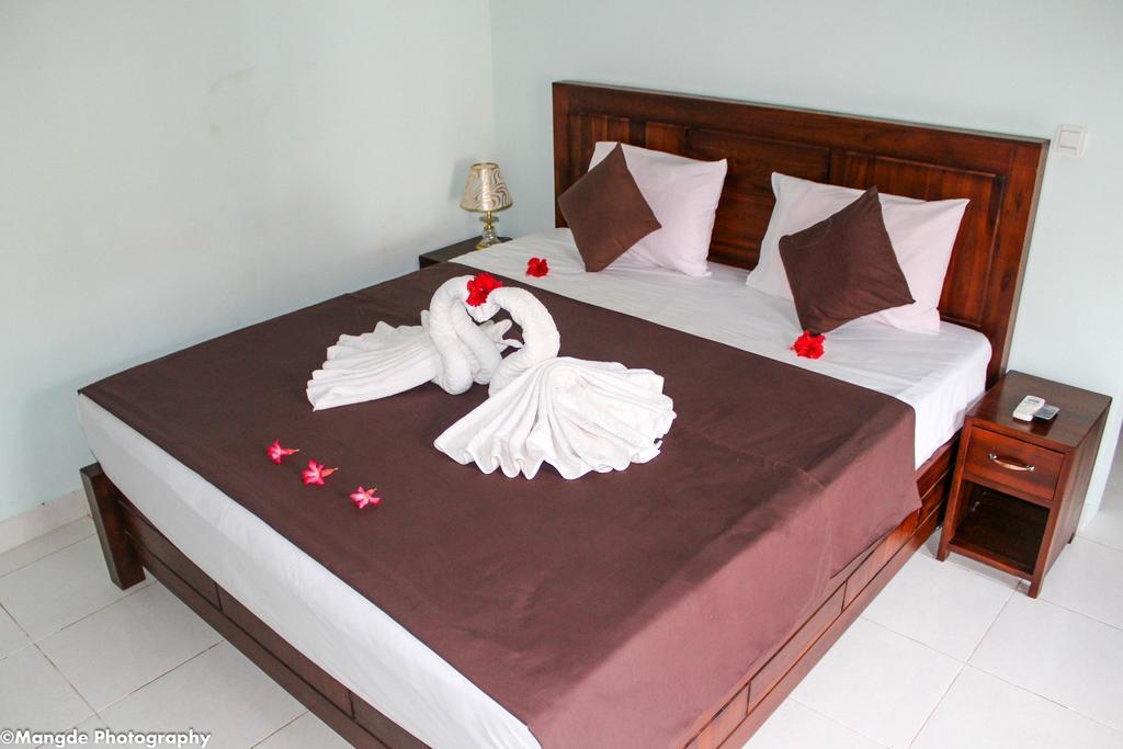 Medal Jaya Hostel & Room Нуса Лембонган Екстериор снимка