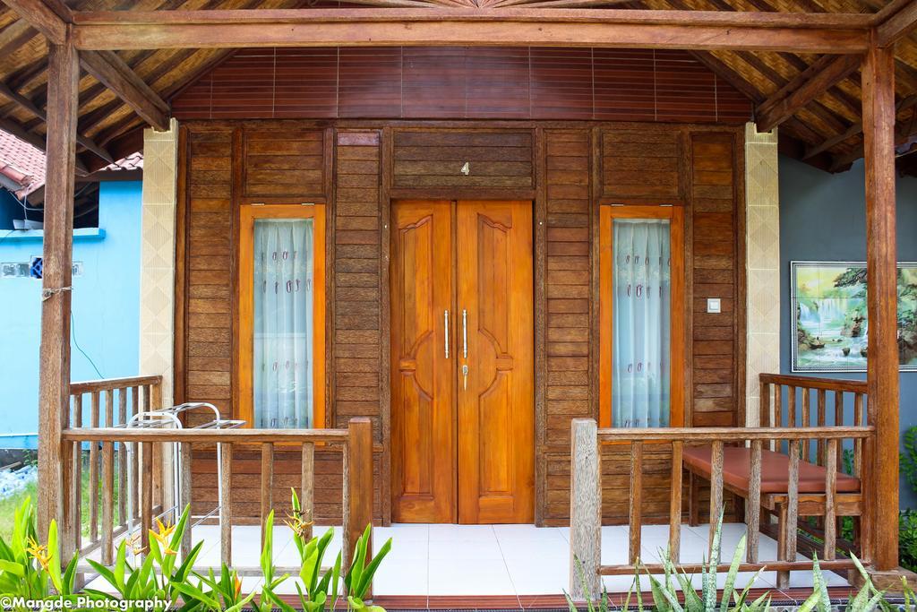 Medal Jaya Hostel & Room Нуса Лембонган Екстериор снимка