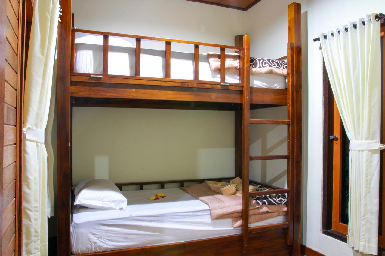 Medal Jaya Hostel & Room Нуса Лембонган Екстериор снимка